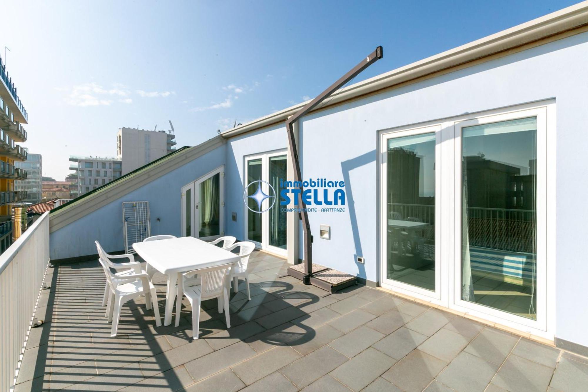 Residence Adriatica ลิโดดิเยโซโล ภายนอก รูปภาพ